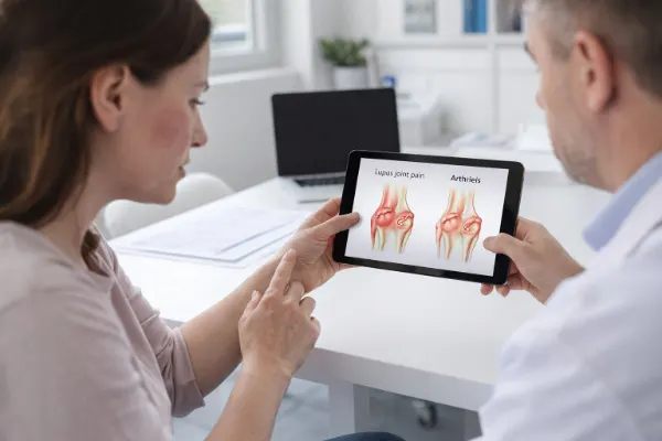 lupus joint pain vs arthritis